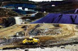 Απόβλητα: Υπογράφτηκαν οι συμβάσεις για τις ΜΕΑ σε Χίο και Κεφαλλονιά