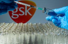 Η GSK επενδύει 30 δισ. δολάρια στις Ηνωμένες Πολιτείες για έρευνα και ανάπτυξη