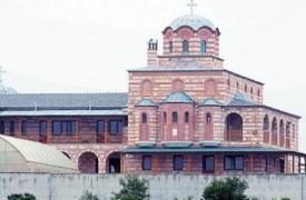 Η μονή Εμμαούς και οι «ιεροί» πλειστηριασμοί - Τα περίεργα της Profile
