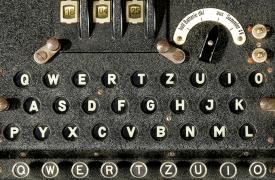 Μια μηχανή Enigma και μια σπάνια αριθμομηχανή του Πασκάλ θα δημοπρατηθούν τον Νοέμβριο στο Παρίσι