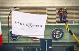 Stellantis: Ξεπερνούν τις 3.000 οι απολύσεις εργαζόμενων στην Ιταλία στις δομές του ομίλου