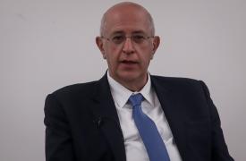 Θεοδωρόπουλος: Να διορθώσουμε τους μισθούς ταυτόχρονα με τις επενδύσεις – Η Ευρώπη χρειάζεται το «σοκ» Τραμπ