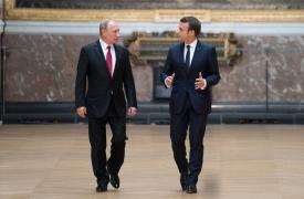 Ρωσία: Πούτιν και Μακρόν δεν έχουν τηλεφωνική επικοινωνία επειδή η Γαλλία δεν είναι μια φιλική χώρα