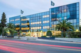 Ρεκόρ προσέλευσης στο roadshow της Alpha Bank - Τι συμβαίνει με MIG - Η αναχρηματοδότηση δανείων της «Αυτοκινητόδρομος Αιγαίου»- ΧΑ: Η «κόντρα» για τις τιμές και το ερώτημα των traders