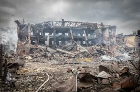 Ουκρανία: Τουλάχιστον δύο νεκροί εξαιτίας ρωσικού πλήγματος σε πολυκατοικία της Μικολάιφ