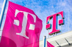 Deutsche Telekom: Αύξηση κερδών και μεγαλύτερο μέρισμα φέρνει το ρεκόρ νέων συνδέσεων οπτικής ίνας