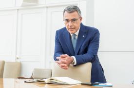 Εδώ το καλό αδήλωτο χρήμα! -Η Προοδευτική, οι Αμερικανοί, το ταμπλό -Alpha: Long στη συμπρωτεύουσα