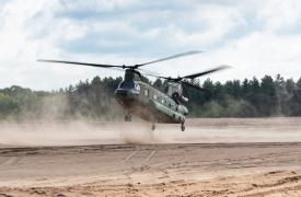 WSJ: Οι ΗΠΑ θα πουλήσουν επιπλέον όπλα και πυρομαχικά αξίας 7 δισ. δολαρίων στα ΗΑΕ