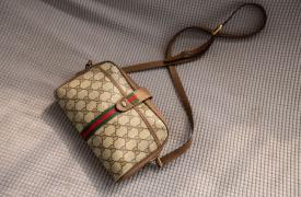 Kering: «Βουτιά» 10% στις πωλήσεις της Gucci ενώ προσπαθεί να ανακάμψει
