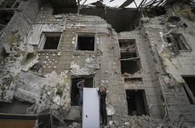 Τέσσερις νεκροί από ρωσικό πλήγμα στο Χάρκοβο