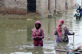 Πακιστάν: Έως και 9 εκατομμύρια άνθρωποι βρίσκονται αντιμέτωποι με το φάσμα της φτώχειας μετά τις πλημμύρες