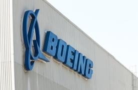 FT: Η ΕΕ εξετάζει δασμούς στα αεροσκάφη της Boeing εάν αποτύχουν οι διαπραγματεύσεις με τις ΗΠΑ