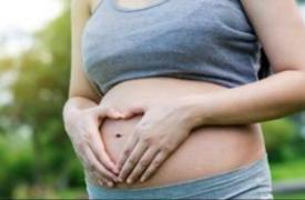 Επεκτείνεται το επίδομα μητρότητας στον ιδιωτικό τομέα από 6 μήνες σε 9