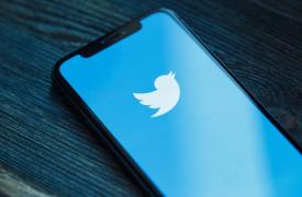 Twitter: Αποφάσισε να εγκαταλείψει τον κώδικα της ΕΕ κατά της παραπληροφόρησης