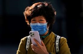 Η Κίνα εστιάζει στον εμβολιασμό μετά τη δυσαρέσκεια για την πολιτική κατά του κορονοϊού