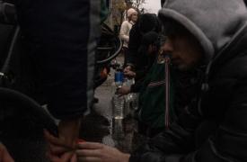 Ουκρανία: Στο Κίεβο χιονίζει και εκατομμύρια Ουκρανοί παραμένουν χωρίς ηλεκτρικό ρεύμα