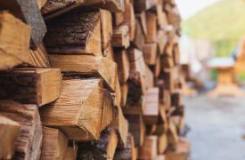 Τι πρέπει να γνωρίζουμε πριν προμηθευτούμε καυσόξυλα