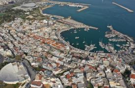 Ο Δήμος Πειραιά ψηφιοποιεί 100.000 οικοδομικές άδειες
