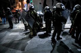 ΕΛΑΣ: 16 συλλήψεις σε Εξάρχεια και Αυλίζα Αχαρνών - Τραυματίστηκαν 13 αστυνομικοί