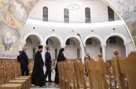 Κυριάκος και Δένδιας στην Αλβανία - Τα χαρακώματα του Αναστάσιου - Δημοσκόπος βάζει φωτιά στην Κουμουνδούρου