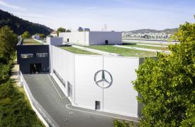 Mercedes: Επενδύσεις δισ. δολαρίων για την ενίσχυση της ηλεκτροκίνησης