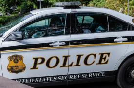 Μίσιγκαν: Ένοπλος εισέβαλε με αυτοκίνητο σε εβραϊκή συναγωγή – Ακούστηκαν πυροβολισμοί