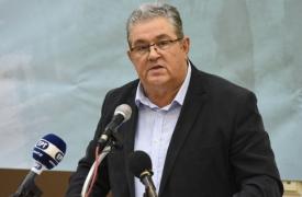 Κουτσούμπας: Το ΚΚΕ μπαίνει μπροστά στην διεκδίκηση των γερμανικών επανορθώσεων και αποζημιώσεων
