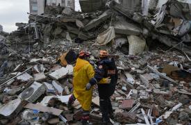 Τουρκία: Στην πιο κατεστραμμένη από το σεισμό επαρχία Χατάι δεν έχουν ακόμα σταλεί διασώστες