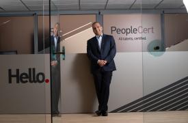 PeopleCert: Υπερδιπλασιάζει τον τζίρο και κοιτάζει νέα επενδυτικά ανοίγματα