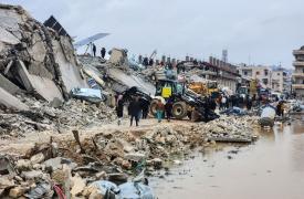 Τουρκία: «Τσουνάμι» fake news μετά τον φονικό σεισμό των 7,8 Ρίχτερ