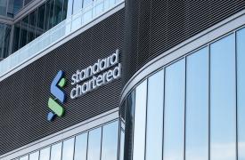 Standard Chartered: Κόβει πάνω από το 15% των διοικητικών θέσεων εργασίας έως το 2030