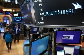 Credit Suisse - UBS: Ο ένας κερδισμένος και οι πολλοί ηττημένοι από το deal εξαγοράς