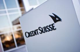 Η κυβέρνηση της Ελβετίας «παγώνει» τα bonus προς το προσωπικό της Credit Suisse