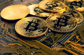 Σε υψηλό έξι εβδομάδων το bitcoin