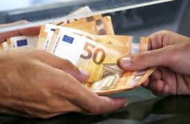 Σε ισχύ από σήμερα ο νέος κατώτατος μισθός στα 780 ευρώ