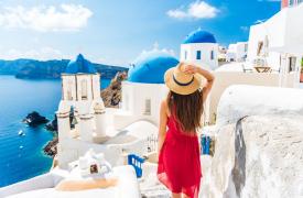 Απογείωση του ελληνικού τουρισμού στο δεκάμηνο του 2023