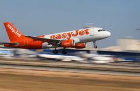 Η EasyJet θα μεταφέρει πάνω από 2,39 εκατ. επισκέπτες στην Ελλάδα το 2024