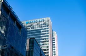 Barclays: Έχει μέλλον το «ράλι» των ελληνικών ομολόγων - Ποιος θα σημάνει το πέρασμα στην επενδυτική βαθμίδα