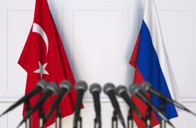 Ρωσία μετά τη νίκη Ερντογάν: Έχουμε«πολύ φιλόδοξους στόχους» με την Τουρκία