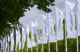Volkswagen: 20.000 οικειοθελείς αποχωρήσεις ως το 2030