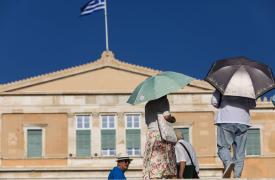 Καιρός: Νέα άνοδος της θερμοκρασίας τη Δευτέρα - Ισχυροί άνεμοι στο Αιγαίο