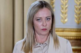 Μελόνι: Η αποδοτικότητα των δημοσίων υπαλλήλων θα επηρεάζει και τον μισθό τους