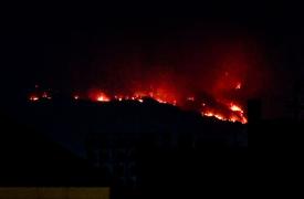 Ολονύχτια μάχη με τις φλόγες στο Πόρτο Γερμενό