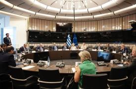 Ο Κυριάκος και το τρίγωνο του Μαξίμου - Πώς πέρασαν στον ΣΥΡΙΖΑ τις ημέρες της κακοκαιρίας Daniel