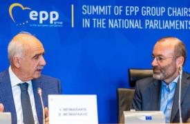 Άρθρο Μ. Βέμπερ - Β. Μεϊμαράκη: «Οι μεταναστευτικές κρίσεις δεν είναι αναπόφευκτες»