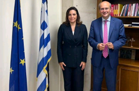Συνάντηση Χατζηδάκη - Κεφαλογιάννη για τη θωράκιση του ελληνικού τουρισμού