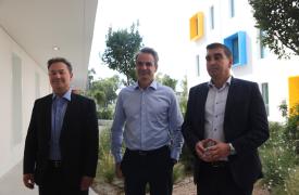 Επίσκεψη Μητσοτάκη στο νέο κέντρο φροντίδας ΑμεΑ στο Ελληνικό: Όλο το έργο ανάπλασης κινείται πια με μεγάλη ταχύτητα