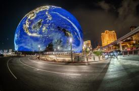 Las Vegas Sphere: Η τεράστια LED σφαίρα κόστισε 2,3 δισ. και ήρθε για να κάνει disruption στην ψυχαγωγία