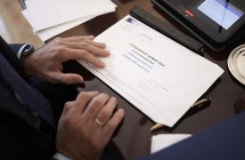 Επιστολική ψήφος: 14 ερωτήσεις - απαντήσεις από το Υπ. Εσωτερικών
