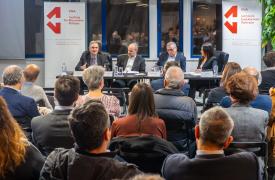 Ο Προϋπολογισμός και η συνθήκη της ελληνικής οικονομίας στο επίκεντρο εκδήλωσης του ΕΝΑ